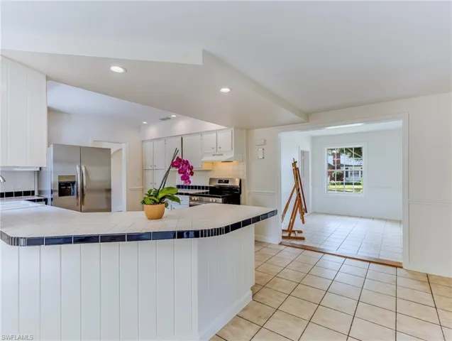 1423  Sandra  DR, Fort Myers, FL 33901