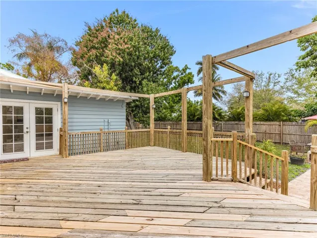1423  Sandra  DR, Fort Myers, FL 33901