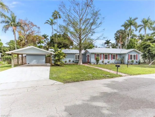 1423  Sandra  DR, Fort Myers, FL 33901