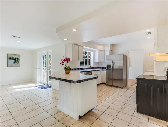 1423  Sandra  DR, Fort Myers, FL 33901