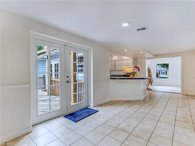 1423  Sandra  DR, Fort Myers, FL 33901