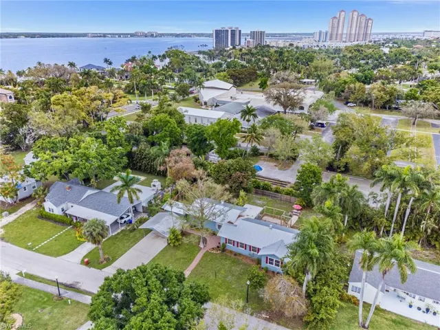 1423  Sandra  DR, Fort Myers, FL 33901