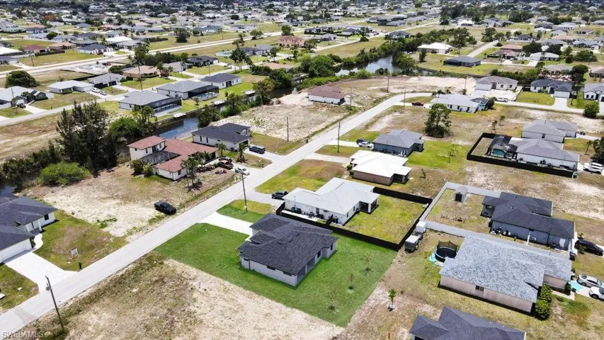 1426 NW 17th  AVE, Cape Coral, FL 33993