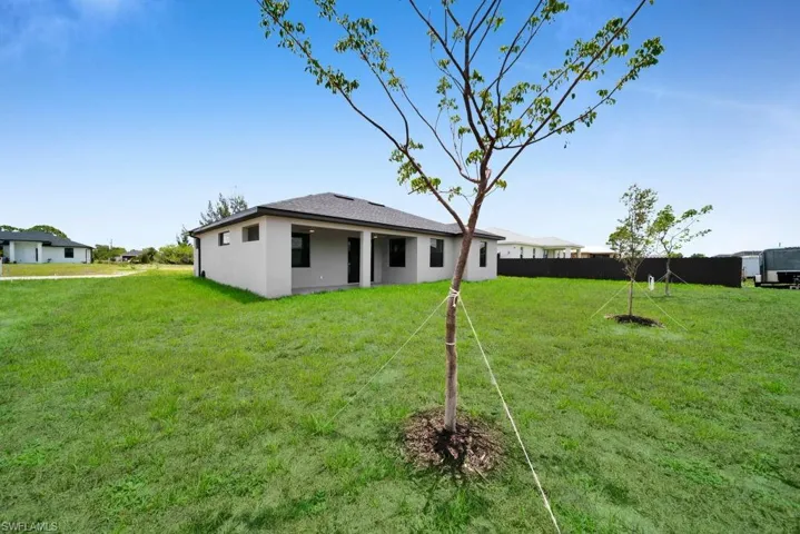 1426 NW 17th  AVE, Cape Coral, FL 33993