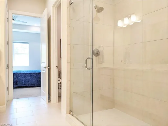 178  Indies E DR, Naples, FL 34114