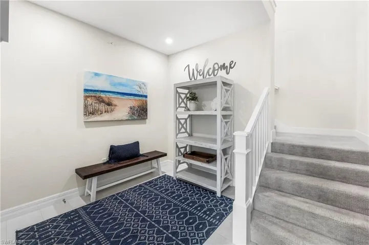 178  Indies E DR, Naples, FL 34114