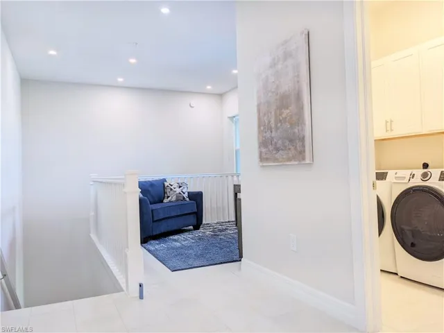 178  Indies E DR, Naples, FL 34114