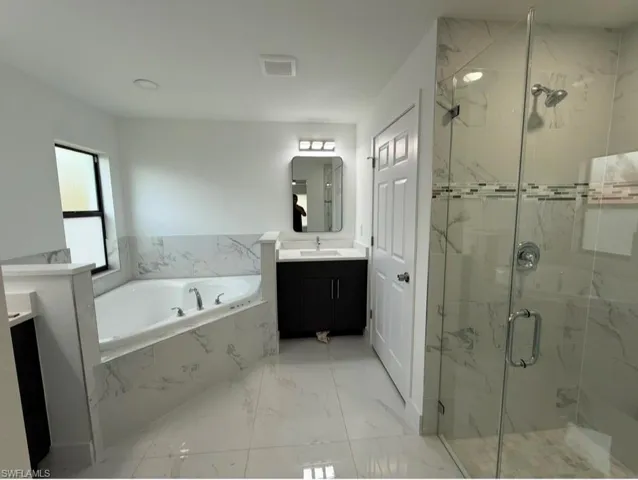1003 Congress Ave, Lehigh Acres, Florida 33972