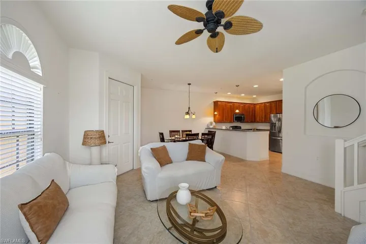 9134  Chula Vista  ST, Naples, FL 34113