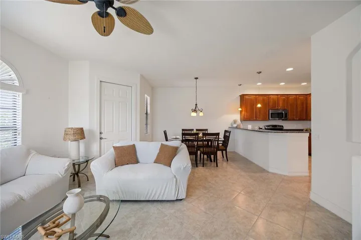 9134  Chula Vista  ST, Naples, FL 34113