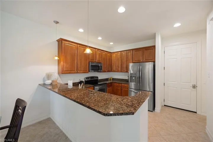 9134  Chula Vista  ST, Naples, FL 34113