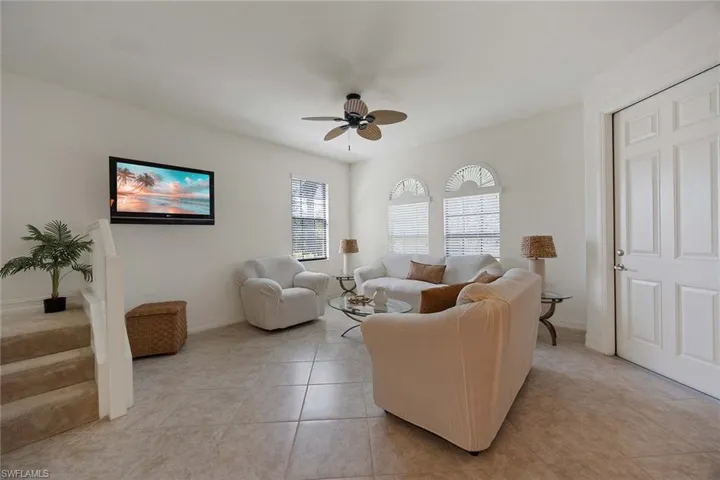 9134  Chula Vista  ST, Naples, FL 34113