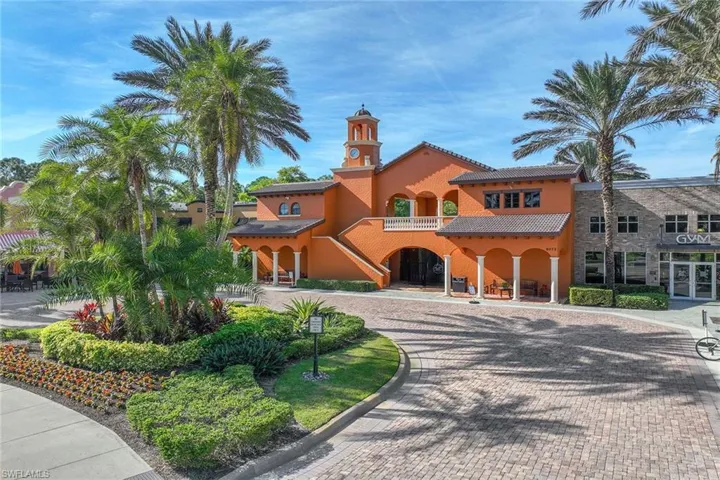 9134  Chula Vista  ST, Naples, FL 34113