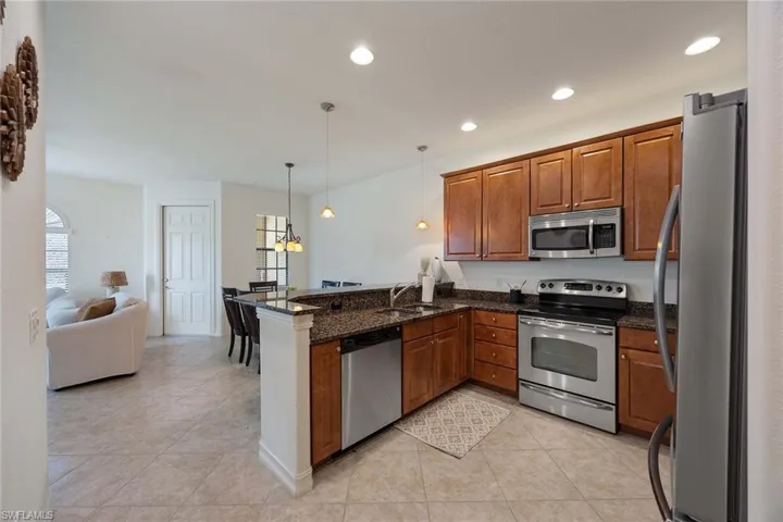 9134  Chula Vista  ST, Naples, FL 34113