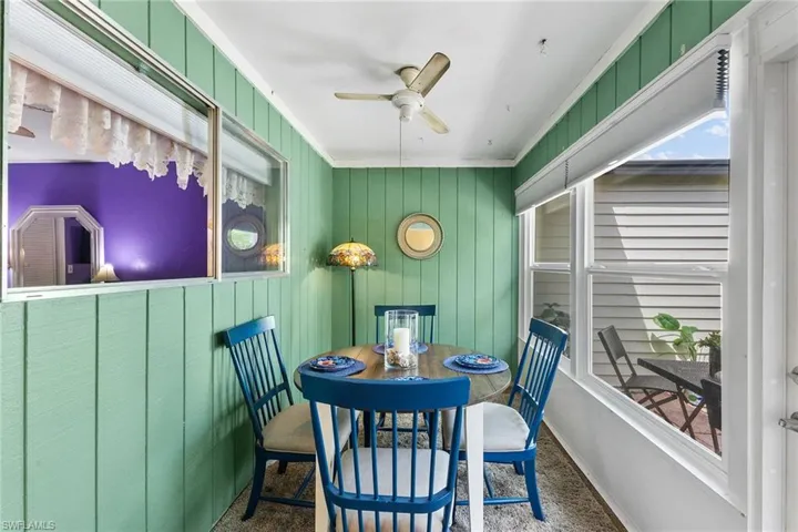 1047  Pine Isle  LN, Naples, FL 34112