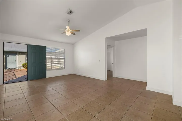 6254 Vista Garden Way A, Naples, Florida 34112