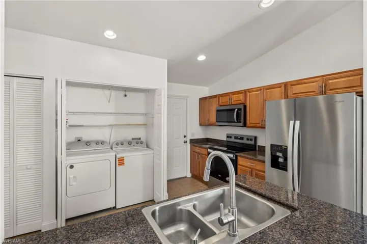 6254 Vista Garden Way A, Naples, Florida 34112