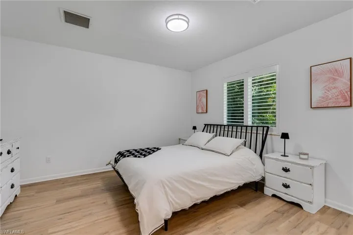 Spacious bedroom ideal for extended future ensuite conversion