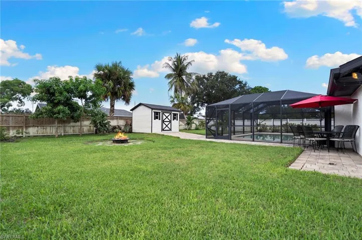 98 Chardon Pl, Naples, Florida 34110