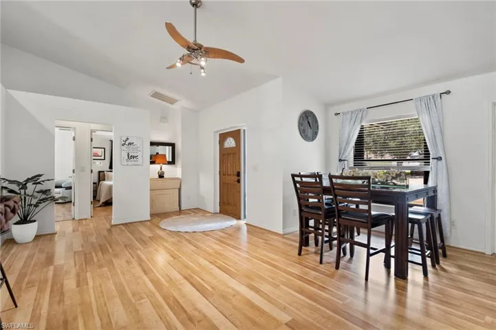 98 Chardon Pl, Naples, Florida 34110