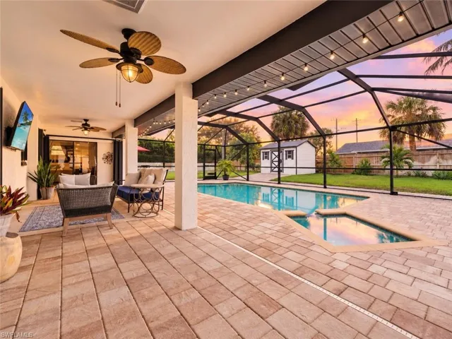 98 Chardon Pl, Naples, Florida 34110