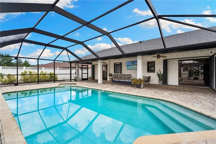 98 Chardon Pl, Naples, Florida 34110