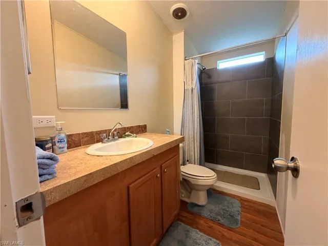 8240 Penny Dr, North Fort Myers, Florida 33917