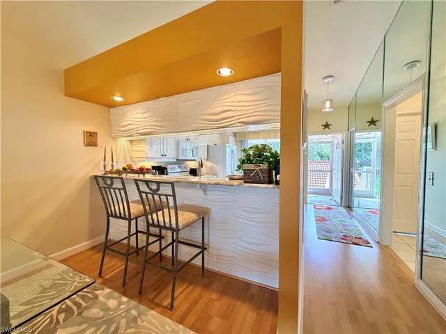 kitchen bar