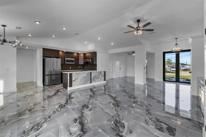 2900 3rd St Sw, Lehigh Acres, Florida 33976