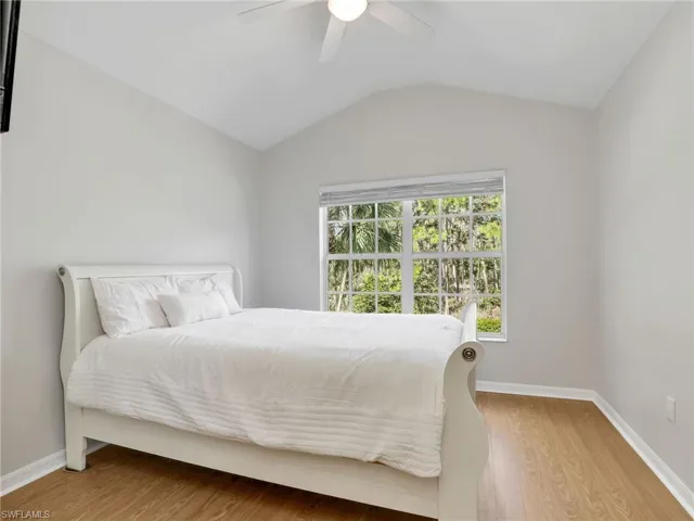 15918  Marcello  CIR, Naples, FL 34110