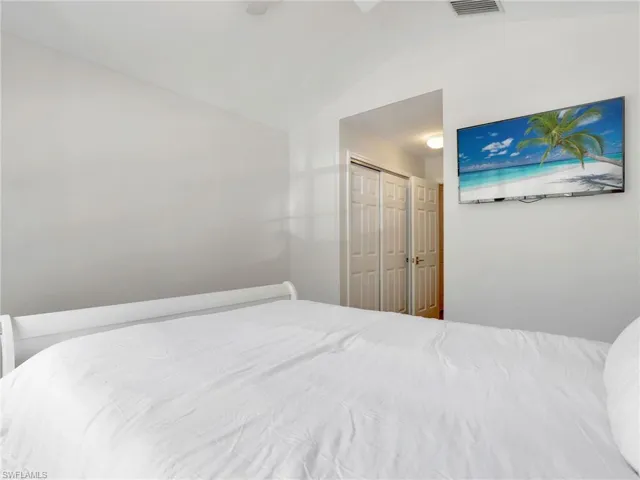 15918  Marcello  CIR, Naples, FL 34110