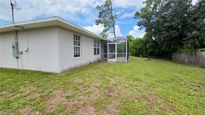 207 E 8 St, Lehigh Acres, Florida 33974