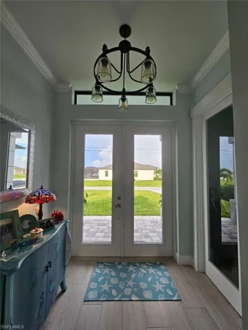 Foyer Doorway to front entry.