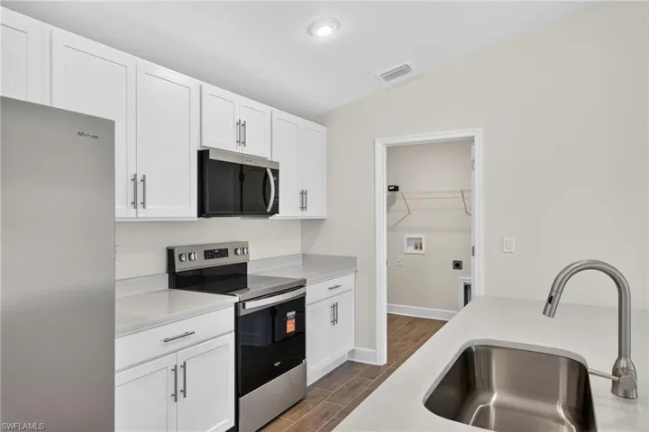 1908 Nw 17th St, Cape Coral, Florida 33993