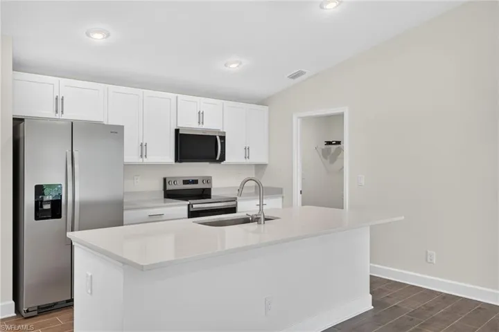 1908 Nw 17th St, Cape Coral, Florida 33993