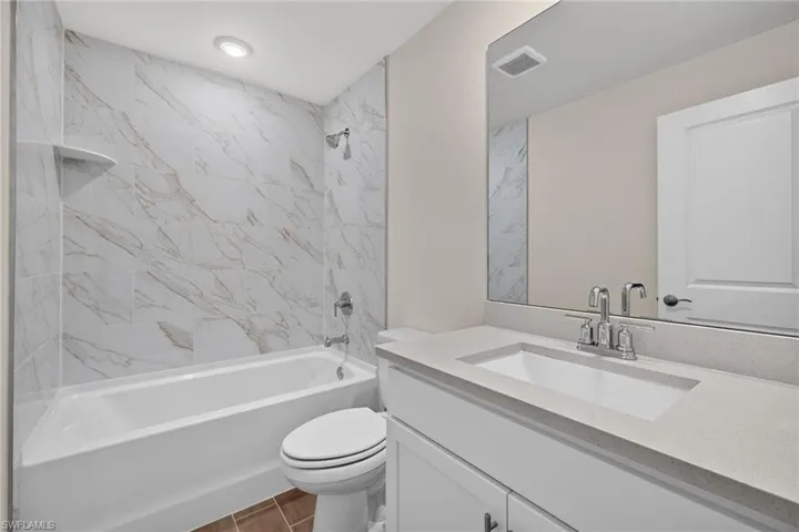 1908 Nw 17th St, Cape Coral, Florida 33993