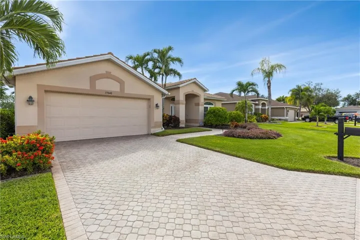 15040 Balmoral Loop, Fort Myers, Florida 33919