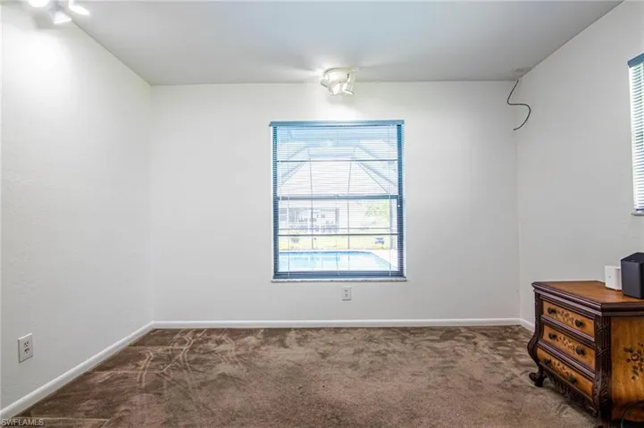 Guest bedroom1 offers nice view of the outside pool area!