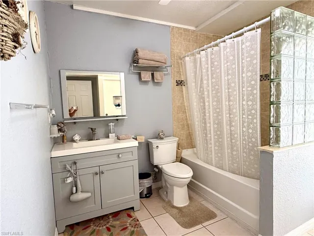 4201 6th Street W, Lehigh Acres, Florida 33971