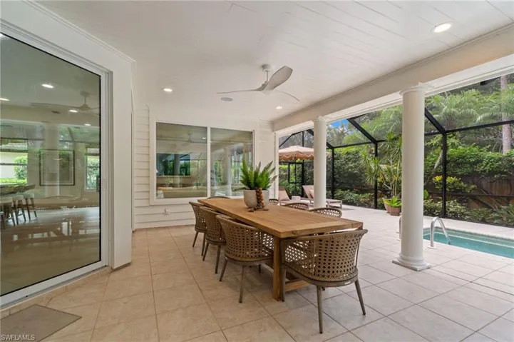 189 Edgemere Way S, Naples, Florida 34105