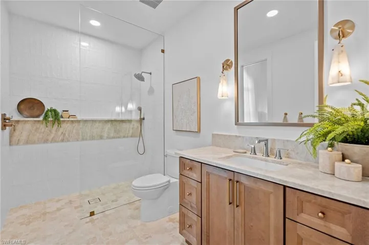 189 Edgemere Way S, Naples, Florida 34105