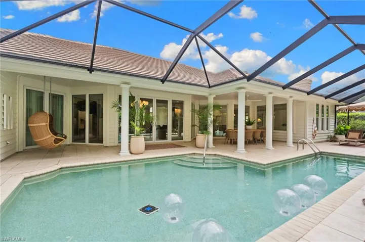189 Edgemere Way S, Naples, Florida 34105