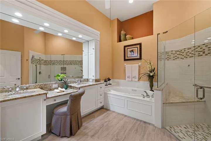 25252  Galashields  CIR, Bonita Springs, FL 34134