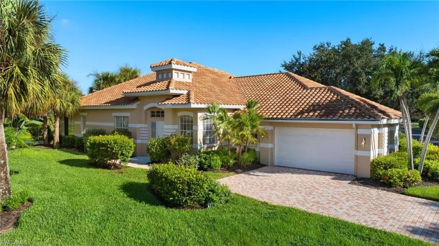 25252  Galashields  CIR, Bonita Springs, FL 34134