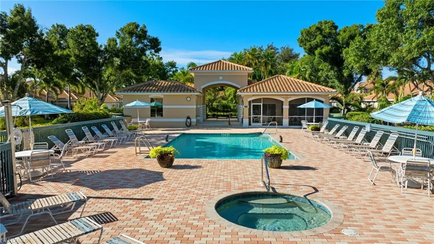 25252  Galashields  CIR, Bonita Springs, FL 34134