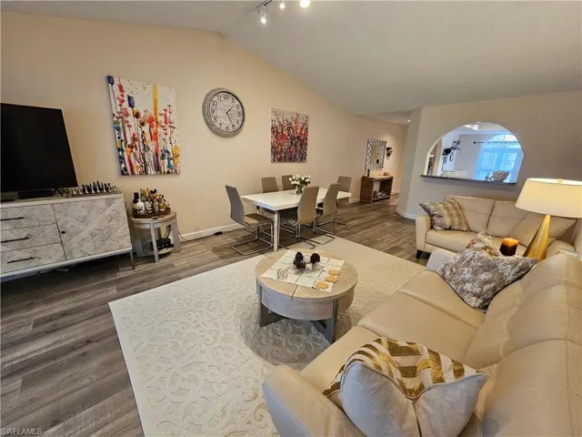 668 Mardel Ct 807, Naples, Florida 34104
