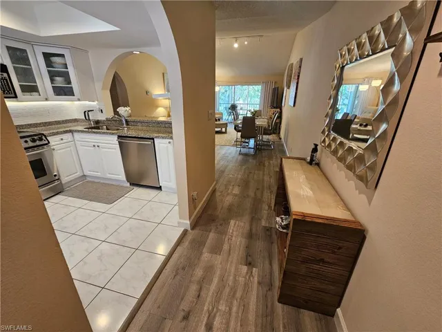 668 Mardel Ct 807, Naples, Florida 34104