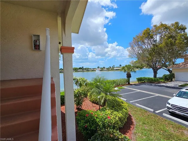 668 Mardel Ct 807, Naples, Florida 34104