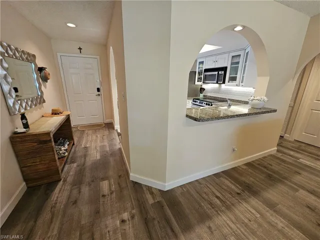 668 Mardel Ct 807, Naples, Florida 34104