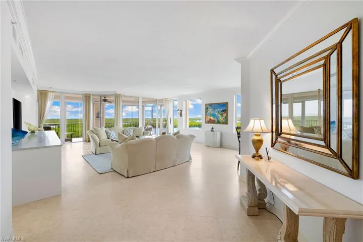 435  DOCKSIDE  DR, Naples, FL 34110